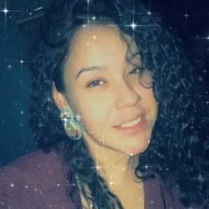 Meet your Posher, Chloe